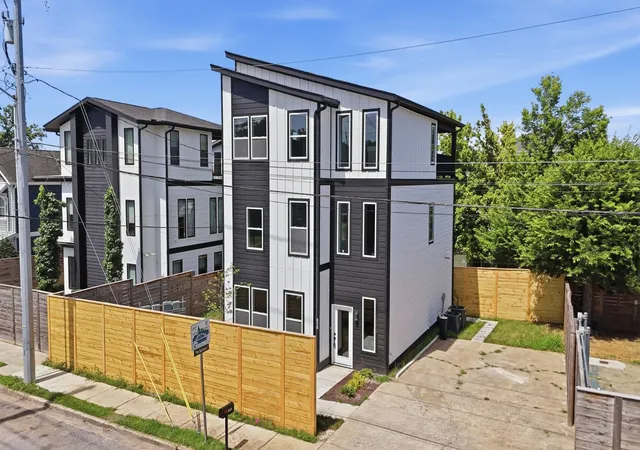 Photo 1 of Townhouse for sale at 1203 14th Avenue S, Nashville, TN 37212 | MLS# 3260219 | Listing updated on 2026-09-18