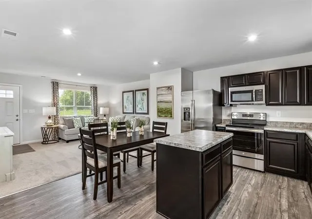 2nd image of 632 Merle Ave, Franklin, KY 42134 | MLS# 3255699