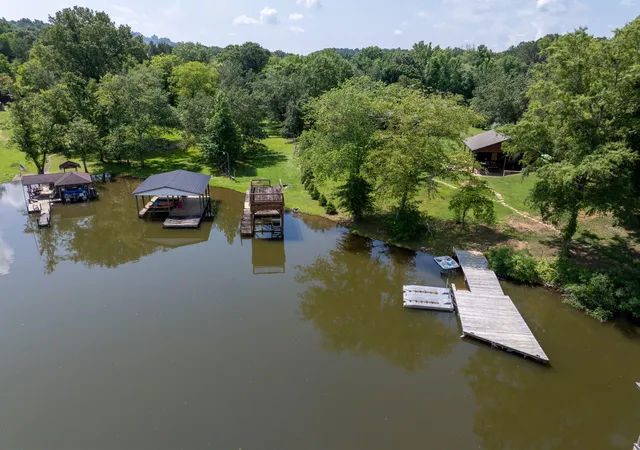 Homes for sale in Decatur, TN | 190 Sundown Shores Lane, Decatur, TN 37322 | MLS# 3255722