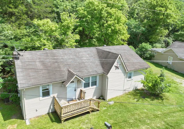 Homes for sale in Goodlettsville, TN | 1010 C Smith St, Goodlettsville, TN 37072 | MLS# 3256248