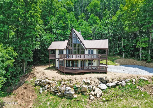 Homes for sale in Jamestown, TN | 517 Big Sky Rd, Jamestown, TN 38556 | MLS# 3255778