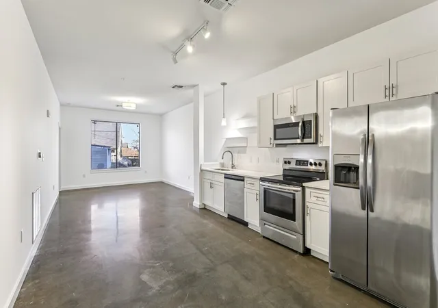 4th image of 1900 12Th Ave S #205, Nashville, TN 37203 | MLS# 3262046