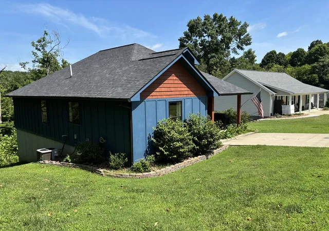 Homes for sale in Pulaski, TN | 420 Fort Hill Dr, Pulaski, TN 38478 | MLS# 3269883