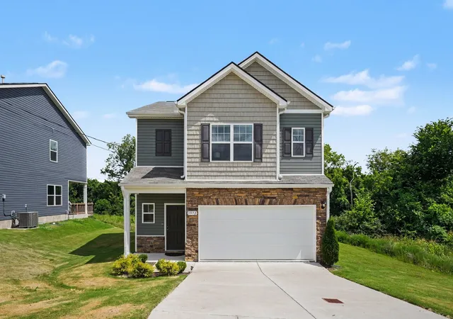 Photo 1 of Single family home for sale at 1972 Susan Rd, Columbia, TN 38401 | MLS# 3256232 | Listing updated on 2026-09-05