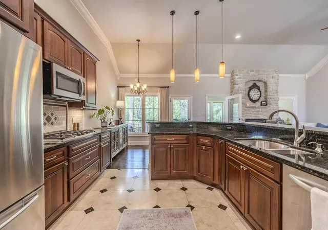 Homes for sale in Savannah, TN | 830 Bowen Dr, Savannah, TN 38372 | MLS# 3255913