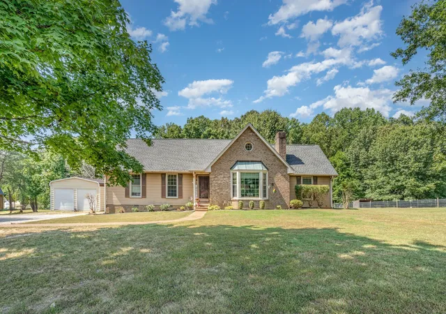 Photo 1 of Single family home for sale at 8049 New Chapel Rd, Springfield, TN 37172 | MLS# 3255922 | Listing updated on 2026-08-29