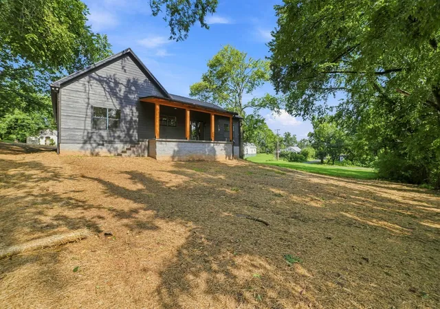 4th image of 117 Nall Ave, Centerville, TN 37033 | MLS# 3256349