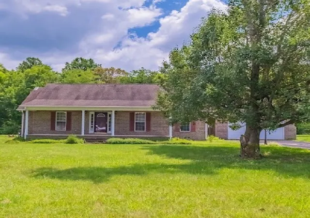 Homes for sale in Manchester, TN | 537 Big Oak Dr, Manchester, TN 37355 | MLS# 3259963