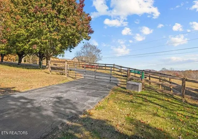 Photo 4 of Single family home for sale at 6130 James Cline Rd, Talbott, TN 37877 | MLS# 3539579 | Listing updated on 2026-09-28