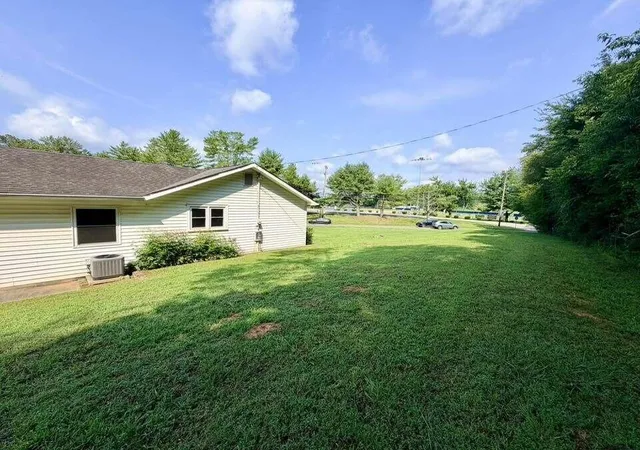 Homes for sale in Kingston, TN | 1890 James Ferry Road, Kingston, TN 37763 | MLS# 3256030