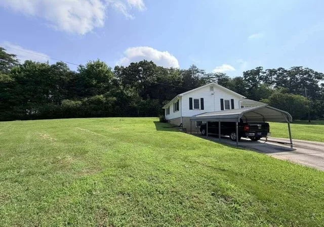 Homes for sale in Kingston, TN | 1890 James Ferry Road, Kingston, TN 37763 | MLS# 3256030
