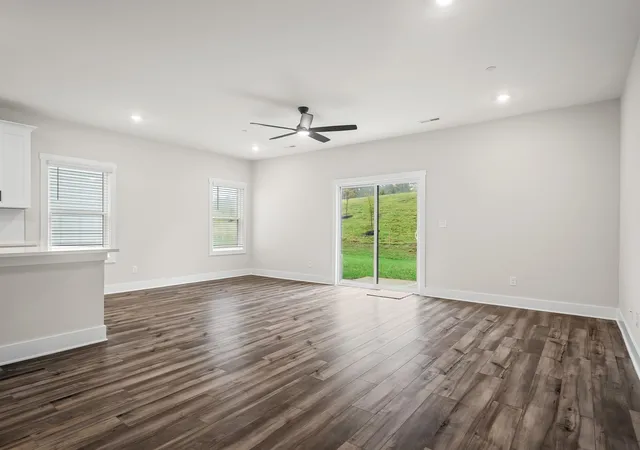 3rd image of 4075 Norman Dr, Spring Hill, TN 37174 | MLS# 3256048