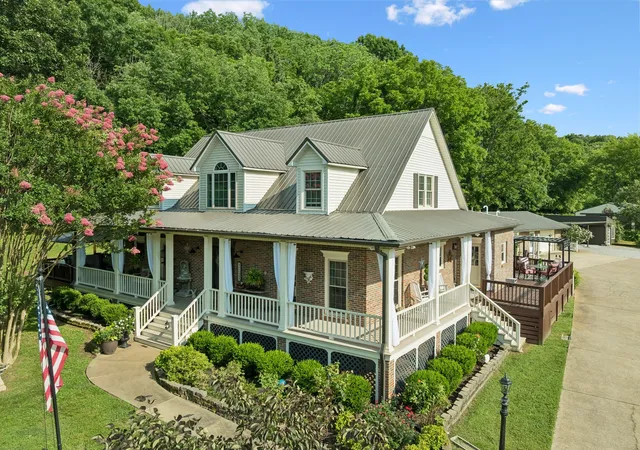 Homes for sale in Mount Pleasant, TN | 1204 Bobs Ln, Mount Pleasant, TN 38474 | MLS# 3260142
