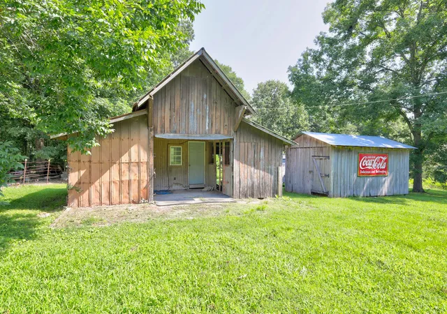 Photo 3 of Single family home for sale at 7125 Ivey Rd, Fairview, TN 37062 | MLS# 3263168 | Listing updated on 2026-08-10