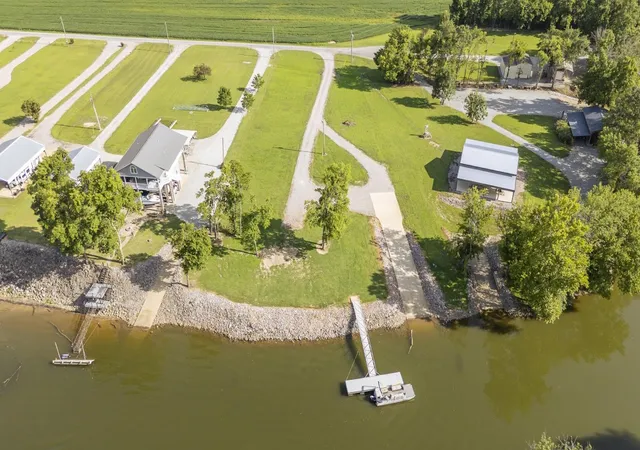 1st image of 630 Connie Beth Ln, Savannah, TN 38372 | MLS# 3256058