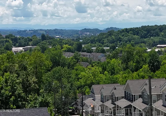 Photo 1 of Single family home for sale at 3442 Gap Rd, Knoxville, TN 37921 | MLS# 3528589 | Listing updated on 2026-08-31