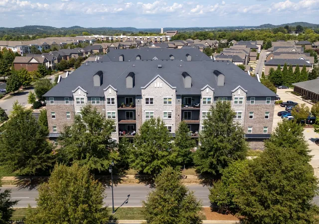 3rd image of 141 Saundersville Rd #1405, Hendersonville, TN 37075 | MLS# 3256397