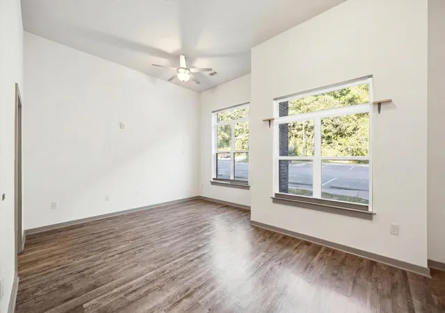 3rd image of 782 Riverfront Parkway #111, Chattanooga, TN 37402 | MLS# 3256139