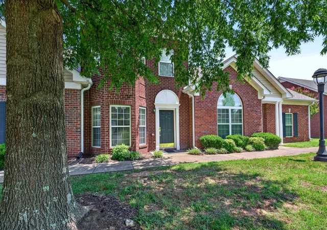 Homes for sale in Lebanon, TN | 8 Baker Ct, Lebanon, TN 37087 | MLS# 3256214