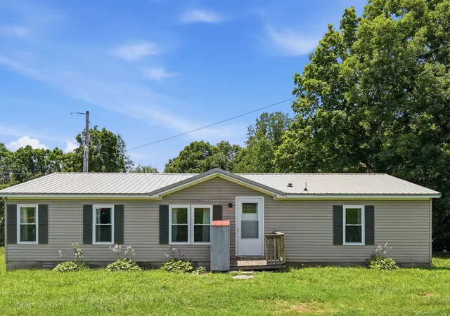 Homes for sale in Ashland City, TN | 1703 Carney Winters Rd, Ashland City, TN 37015 | MLS# 3269666