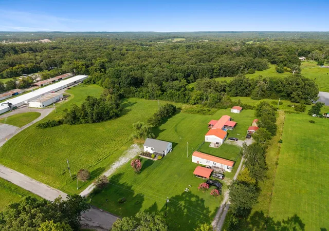 37th image of 10786 New Cut Off Rd, Bon Aqua, TN 37025 | MLS# 3256203