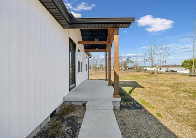 Homes for sale in Summertown, TN | 184 Ashmore Rd, Summertown, TN 38483 | MLS# 3256230