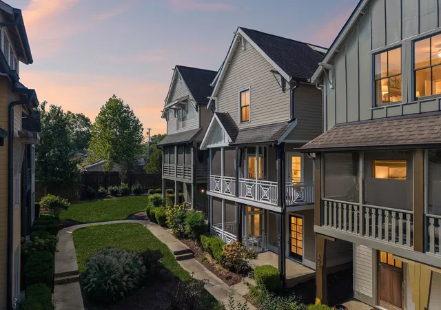 Photo 1 of Single family home for sale at 602 Centerpoint Ln, Nashville, TN 37209 | MLS# 3594530 | Listing updated on 2026-09-27