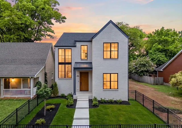 1st image of 916 Morrison St, Nashville, TN 37208 | MLS# 3256474