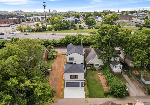 43rd image of 916 Morrison St, Nashville, TN 37208 | MLS# 3256474