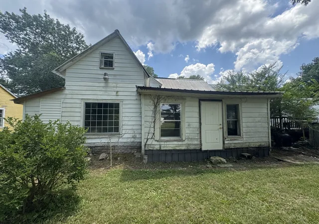 Homes for sale in Pulaski, TN | 210 Turner St, Pulaski, TN 38478 | MLS# 3262993