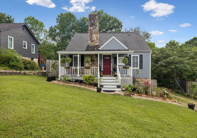 Homes for sale in Chattanooga, TN | 18 Orlando Dr, Chattanooga, TN 37415 | MLS# 3256290