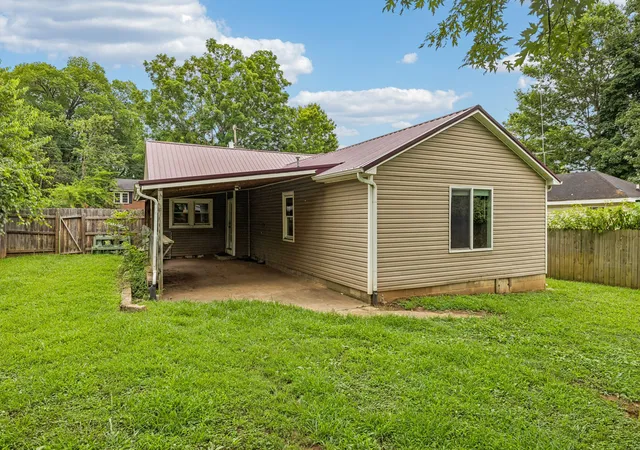 Homes for sale in Columbia, TN | 305 Eugene Rd, Columbia, TN 38401 | MLS# 3265730