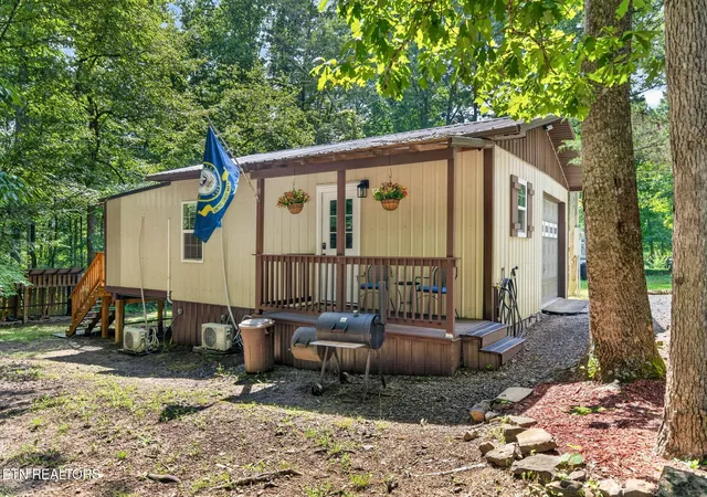 Homes for sale in Crossville, TN | 207 David Crockett Rd, Crossville, TN 38572 | MLS# 3256358