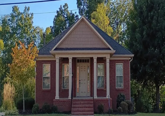 Photo 1 of Single family home for sale at 219 Waterloo St, Lawrenceburg, TN 38464 | MLS# 3256574 | Listing updated on 2026-10-02
