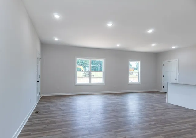Photo 4 of Single family home for sale at 2017 Wista Way, Lewisburg, TN 37091 | MLS# 3259820 | Listing updated on 2026-09-21