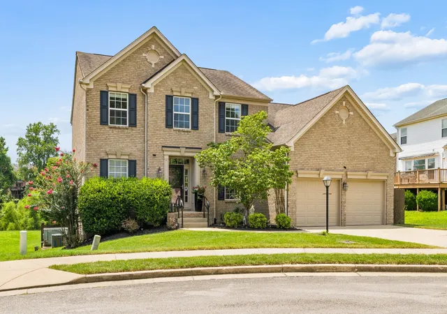 Photo 2 of Single family home for sale at 3572 Fair Meadows Dr, Nashville, TN 37211 | MLS# 3301736 | Listing updated on 2026-08-22