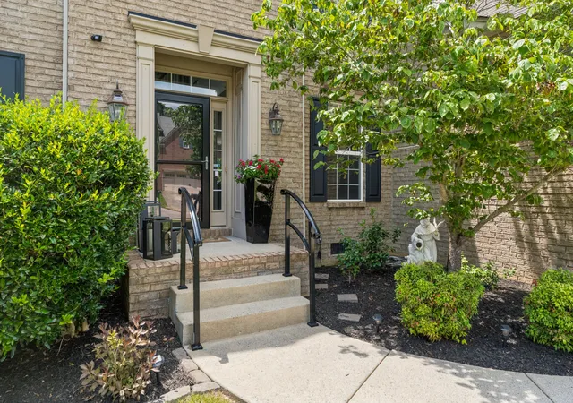 Photo 3 of Single family home for sale at 3572 Fair Meadows Dr, Nashville, TN 37211 | MLS# 3301736 | Listing updated on 2026-08-22