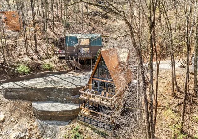 2nd image of 1508 Zurich Road, Gatlinburg, TN 37738 | MLS# 3299565