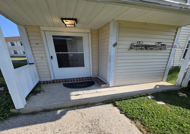 Photo 3 of Townhouse for sale at 7316 Weston Way, Nashville, TN 37221 | MLS# 3256483 | Listing updated on 2026-09-01
