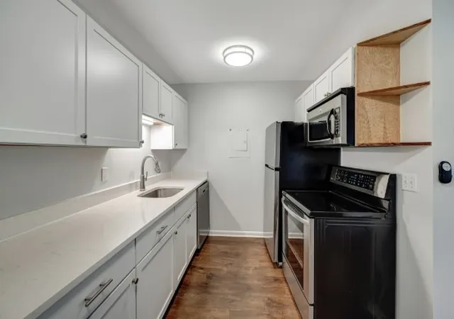 Photo 3 of Condo for sale at 3600 Hillsboro Pike #E6, Nashville, TN 37215 | MLS# 3262911 | Listing updated on 2026-08-20
