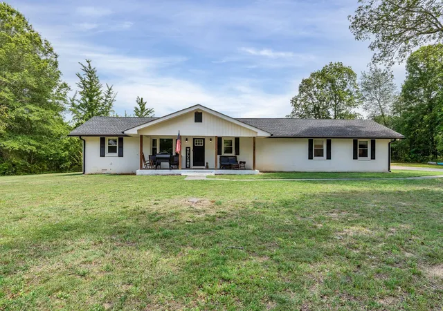 1st image of 4358 New Manchester Hwy, Tullahoma, TN 37388 | MLS# 3256498