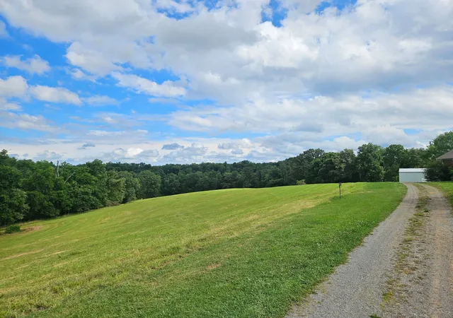 4th image of 6931 Herbert Shannon Rd, Springfield, TN 37172 | MLS# 3256559