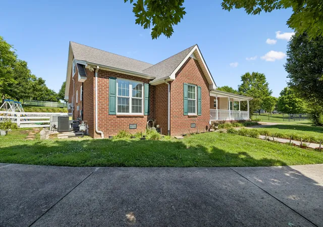 1st image of 433 Bonnie Valley Dr, Lebanon, TN 37087 | MLS# 3260403