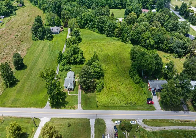 5th image of 376 Ky 85 E, Centertown, KY 42328 | MLS# 3256543