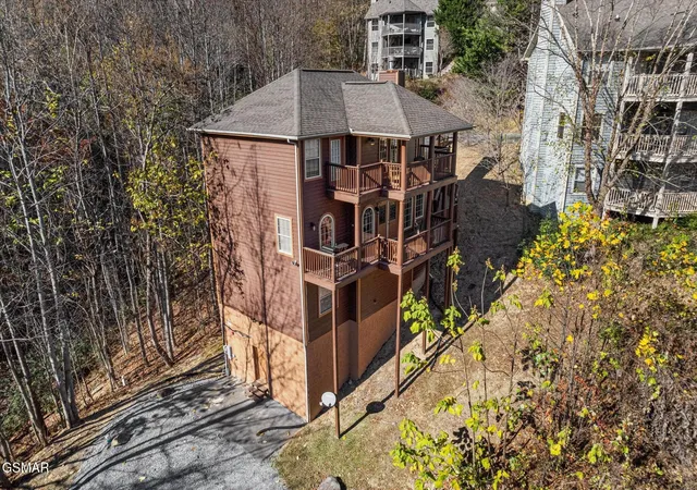 1st image of 909 Black Wolf Way, Gatlinburg, TN 37738 | MLS# 3298238