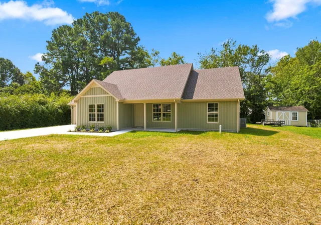 3rd image of 257 Hendrixon Dr, Manchester, TN 37355 | MLS# 3259752