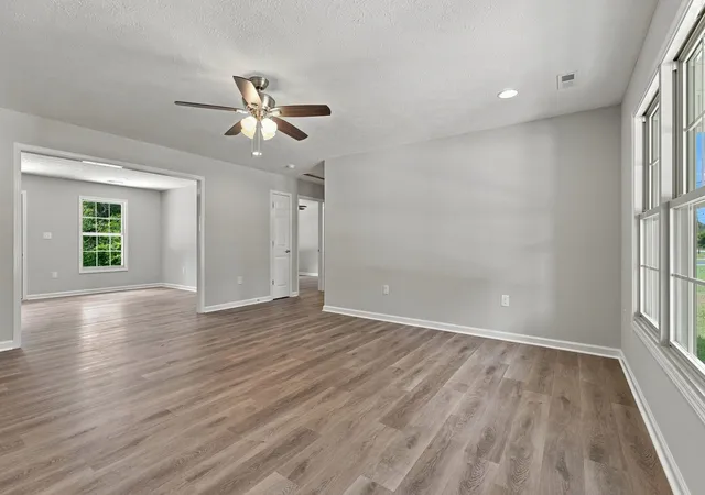 5th image of 257 Hendrixon Dr, Manchester, TN 37355 | MLS# 3259752