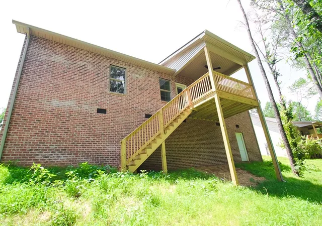 Homes for sale in Sparta, TN | 401 Crossvine Rd, Sparta, TN 38583 | MLS# 3256646