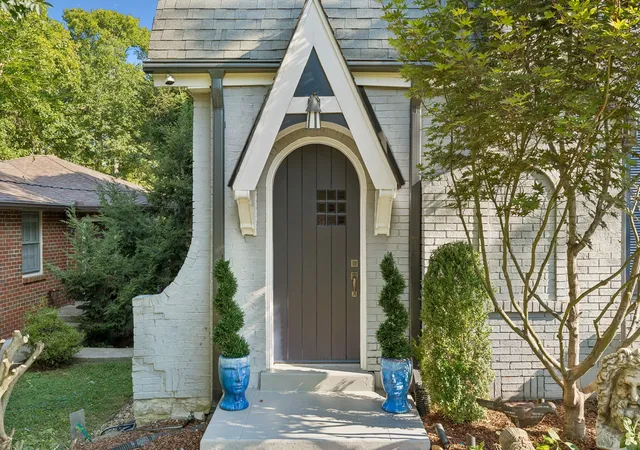 Photo 2 of Single family home for sale at 2508 Westwood Ave, Nashville, TN 37212 | MLS# 3256702 | Listing updated on 2026-09-28