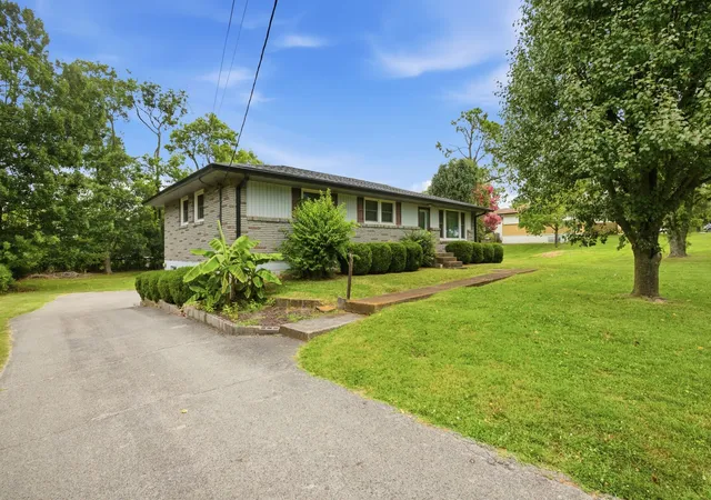 2nd image of 111 Belaire Dr, Smyrna, TN 37167 | MLS# 3260572